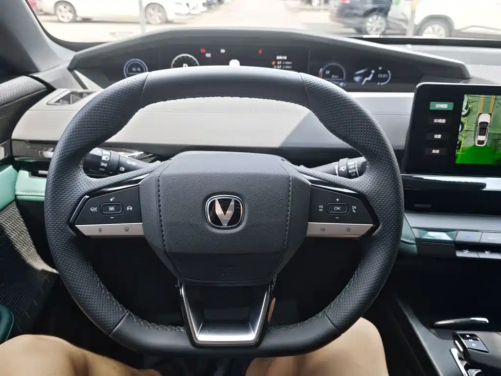 Changan UNI-V iDD — миниатюра 9