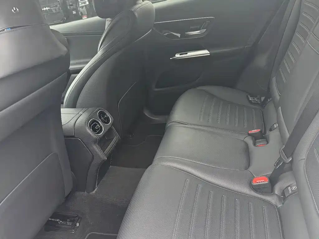 Mercedes-Benz GLC Coupe — миниатюра 10