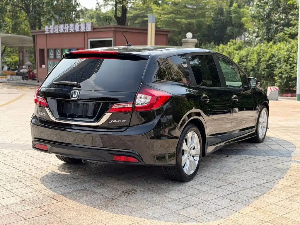 Honda Jade — миниатюра 7