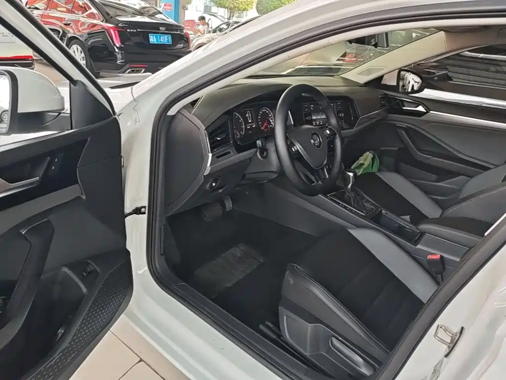 Volkswagen Sagitar — миниатюра 16