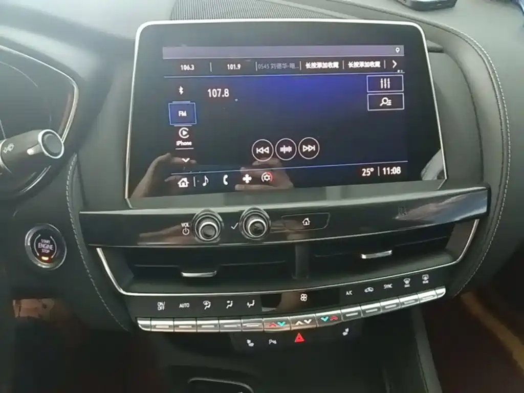 Cadillac CT5 — миниатюра 13