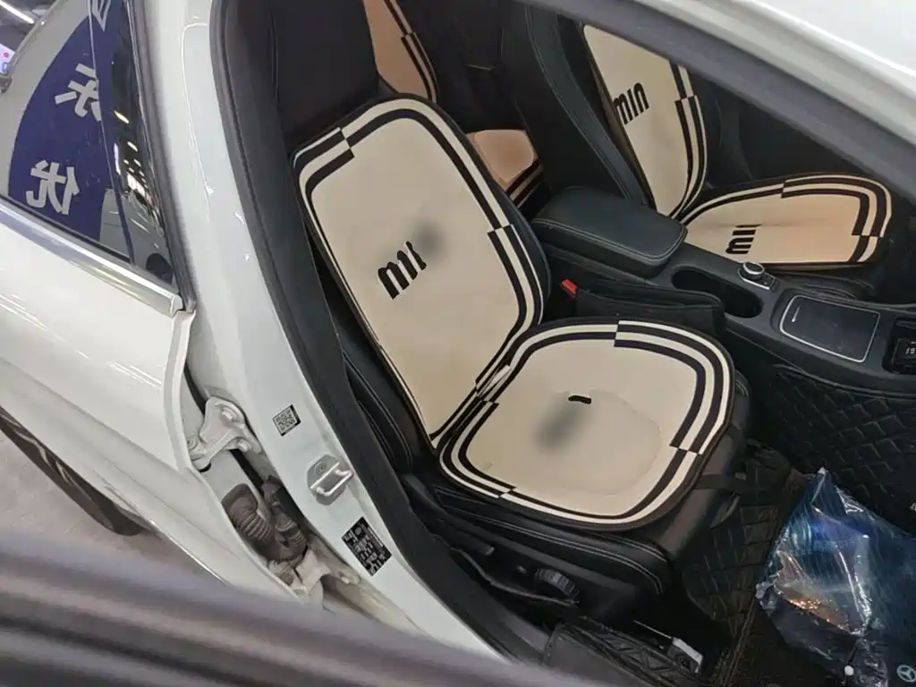 Mercedes-Benz GLA — миниатюра 25