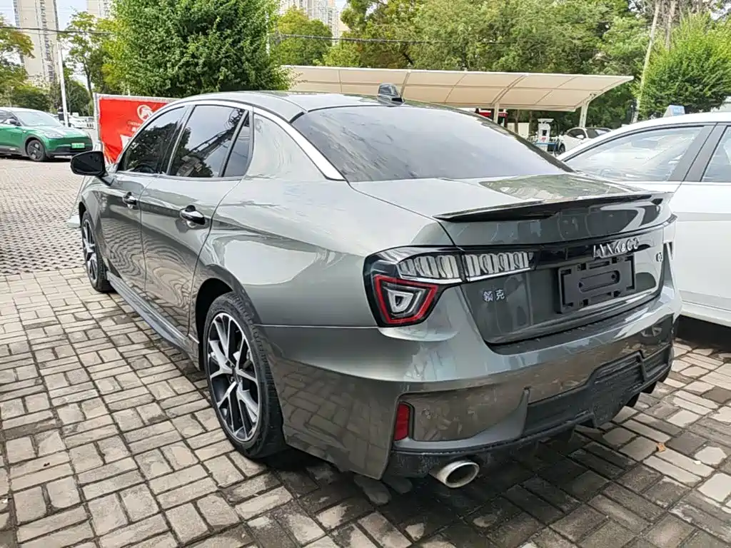 Lynk & Co 03 — миниатюра 5