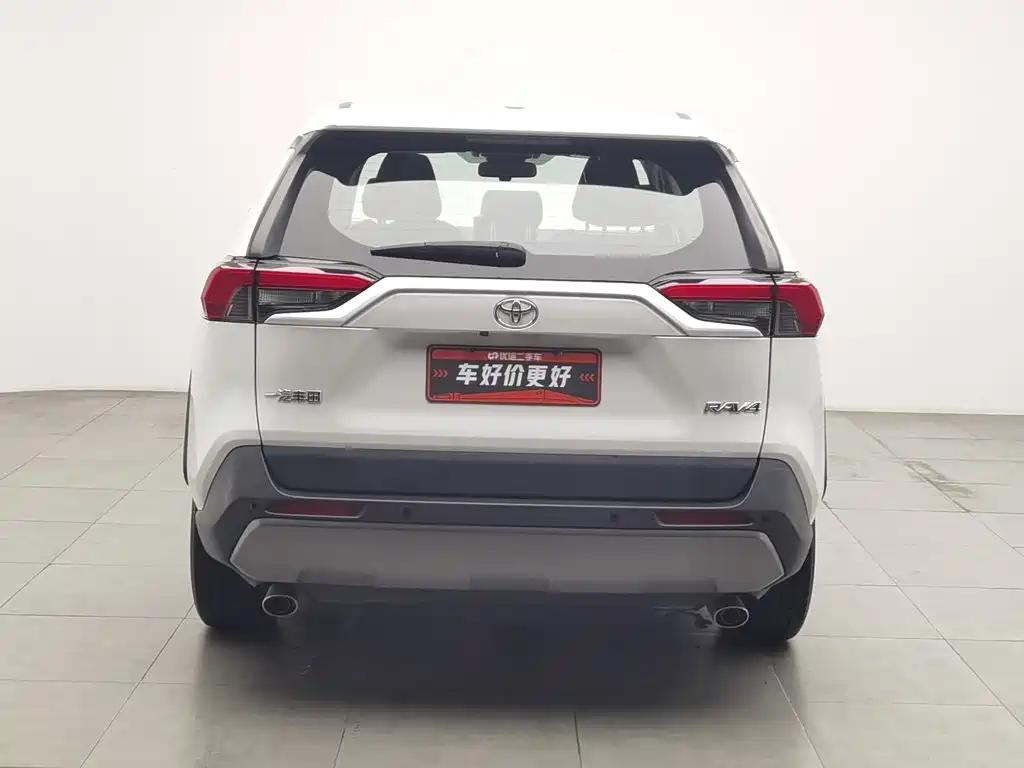 Toyota RAV4 — миниатюра 4