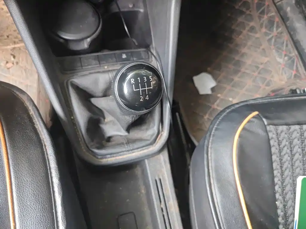 Volkswagen Jetta — миниатюра 15