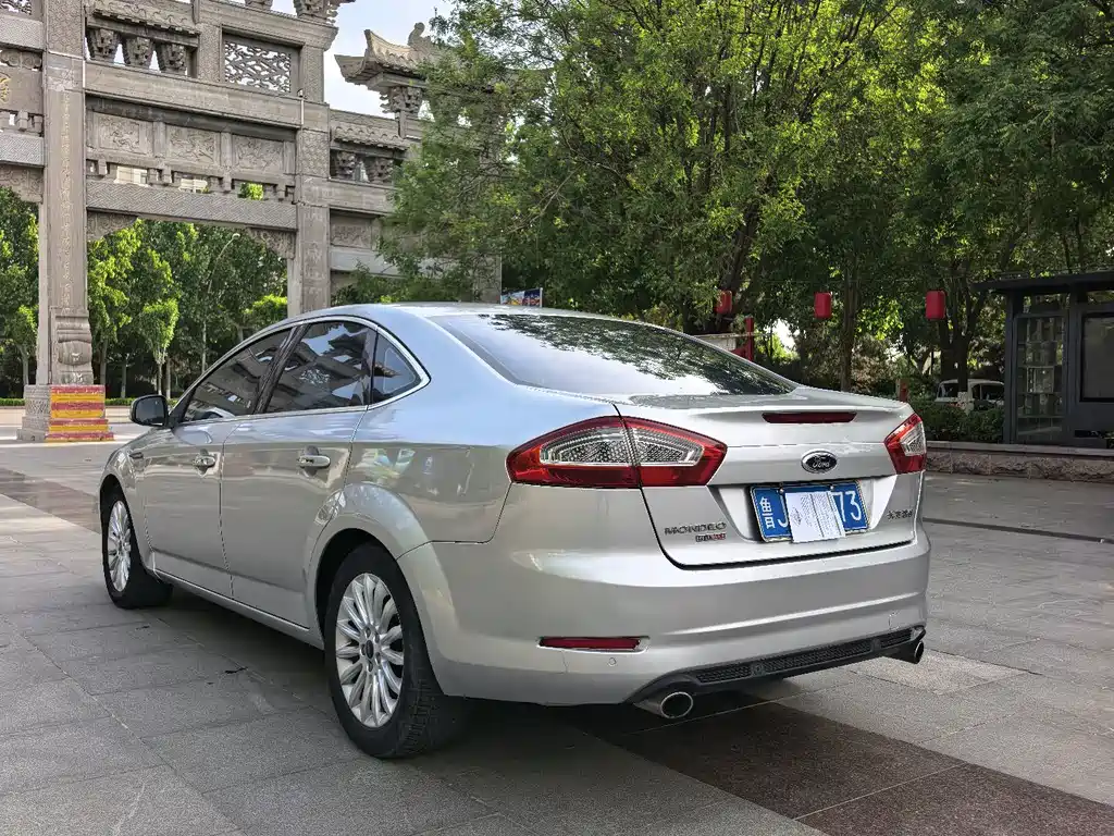 Ford Mondeo Zhisheng — миниатюра 7