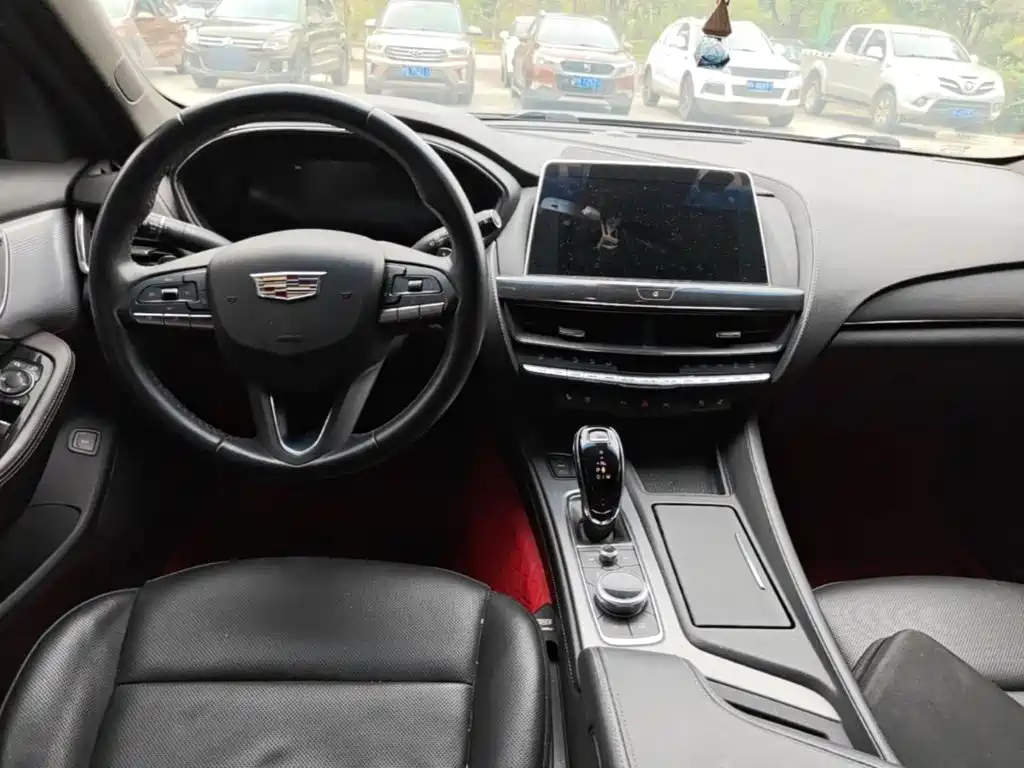 Cadillac CT5 — миниатюра 10