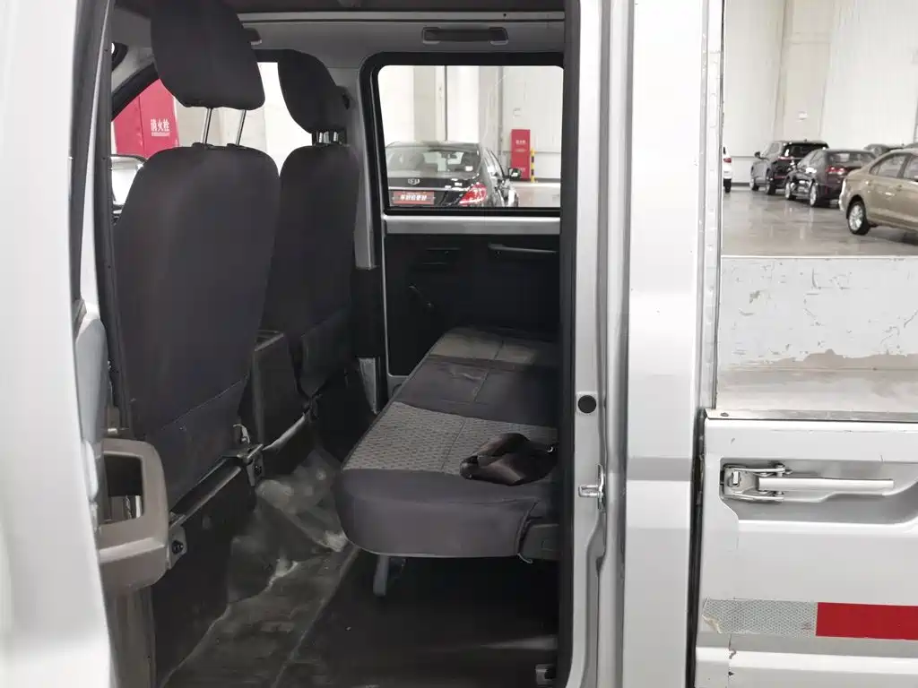 Wuling Rongguang New Truck — миниатюра 15