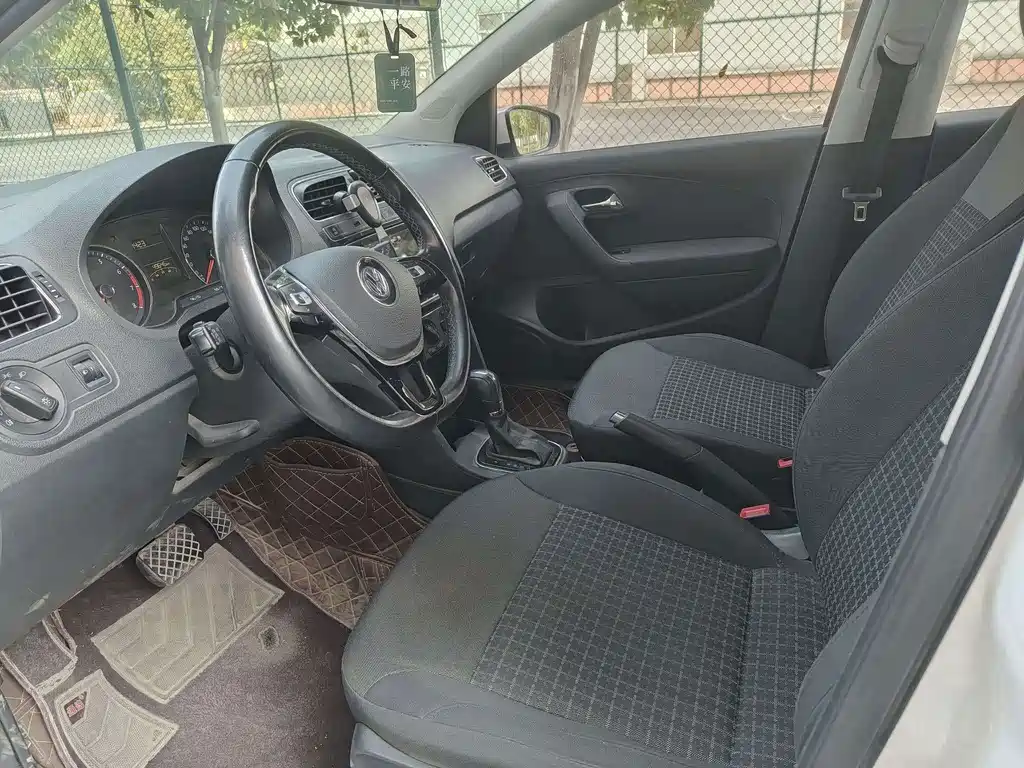Volkswagen Polo — миниатюра 4