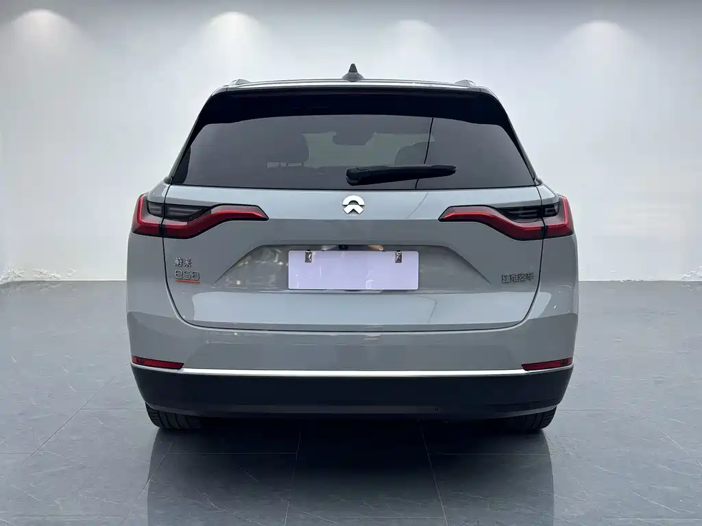 NIO ES8 — миниатюра 9