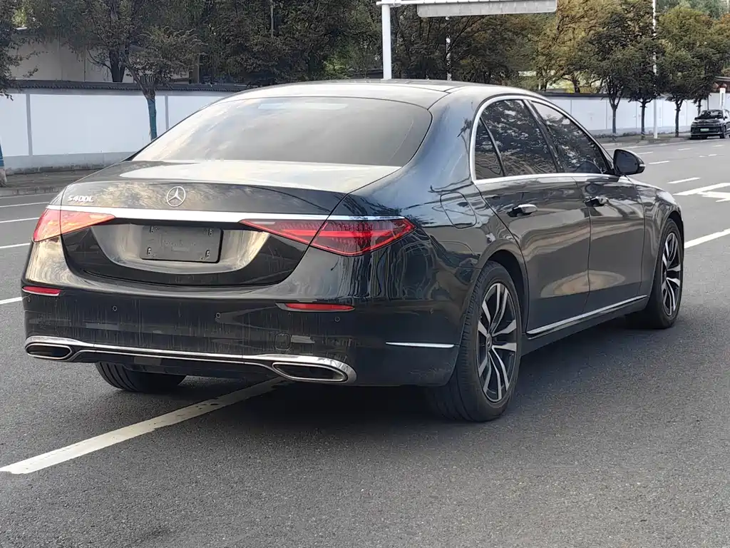 Mercedes-Benz S-Class — миниатюра 6