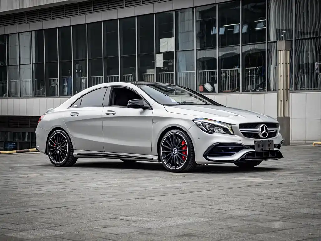 Mercedes-Benz CLA AMG — миниатюра 2