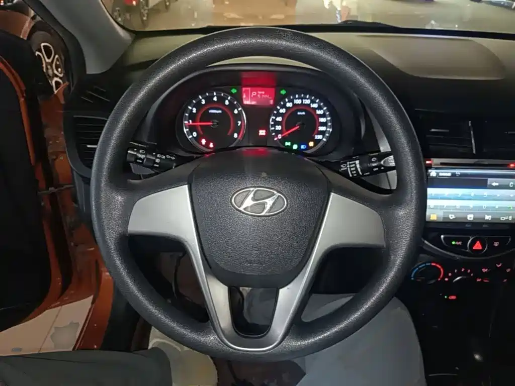 Hyundai Ruiyi — миниатюра 11