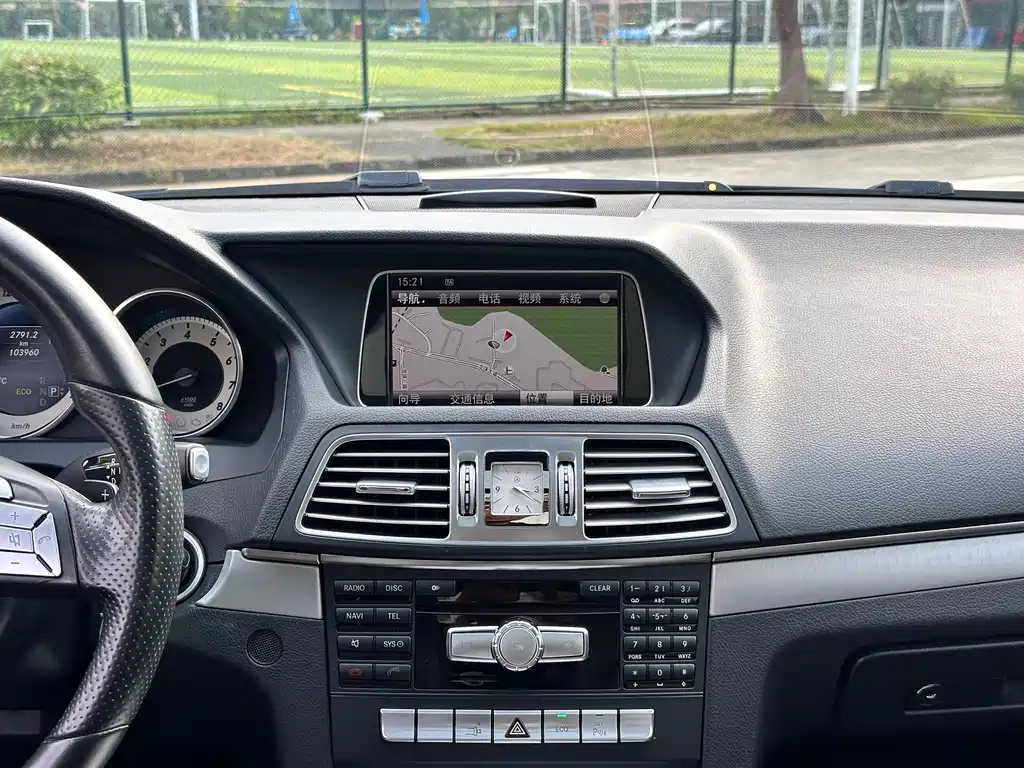 Mercedes-Benz E-Class (Import) — миниатюра 19