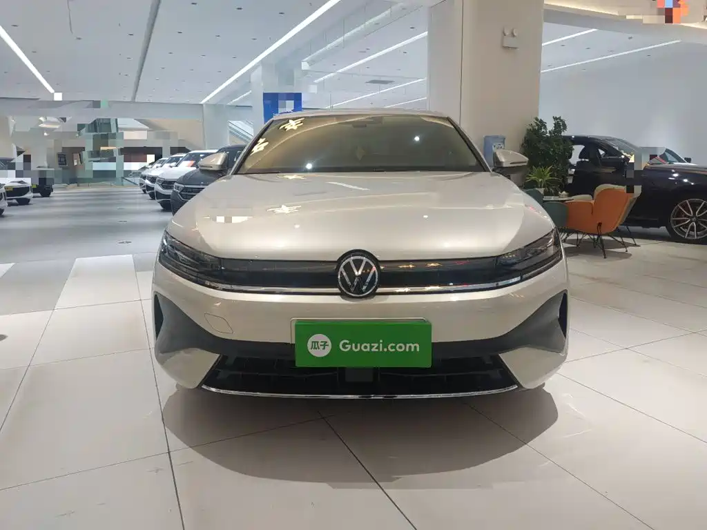 Volkswagen Sagitar — миниатюра 3