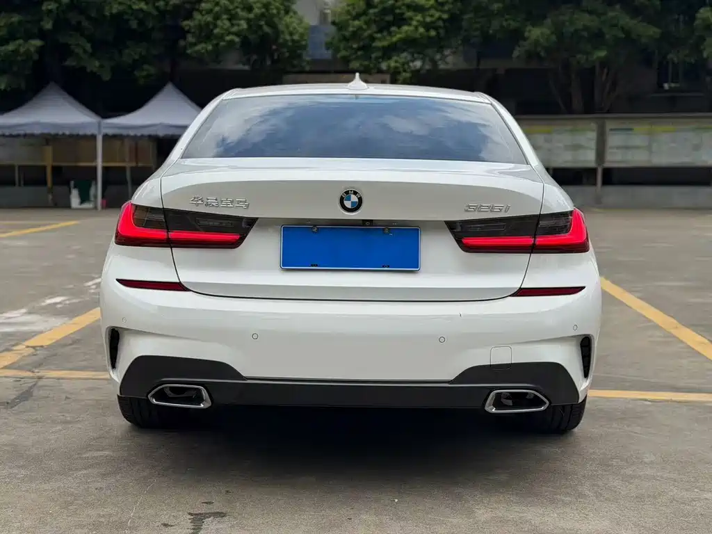 BMW 3 Series — миниатюра 7