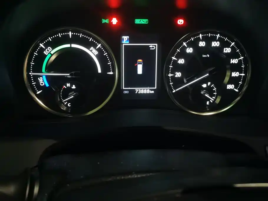 Toyota Vellfire — миниатюра 14