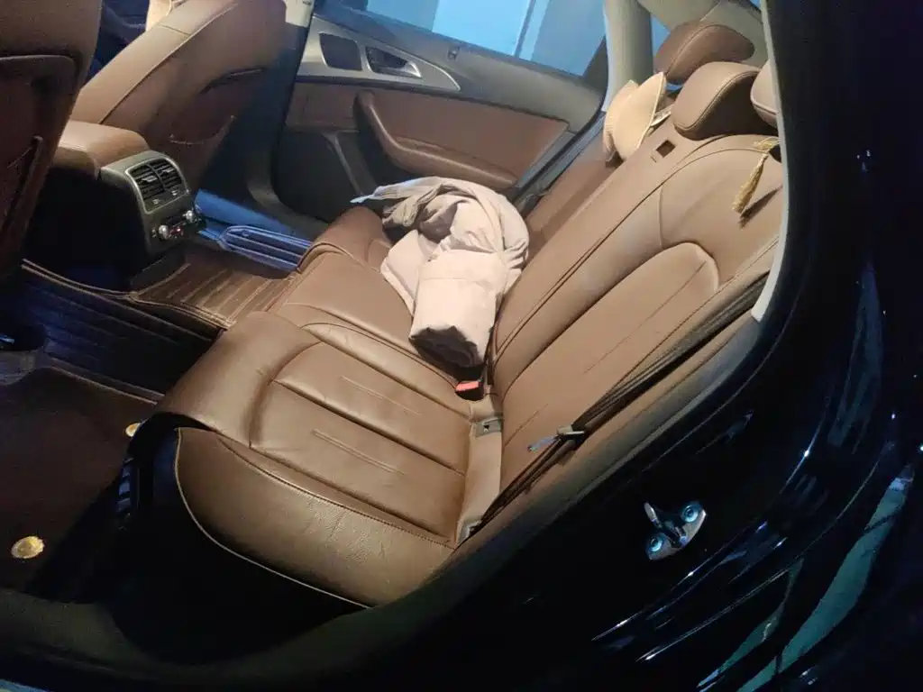 Audi A6L — миниатюра 15