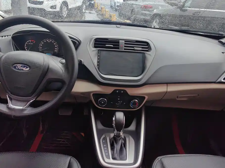 Ford Escort — миниатюра 13