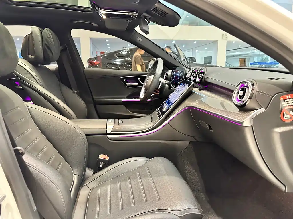 Mercedes-Benz C-Class — миниатюра 17