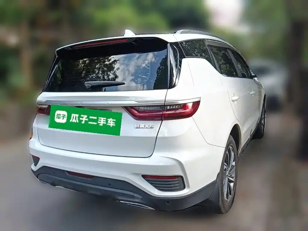 Geely Vision X6 — миниатюра 6