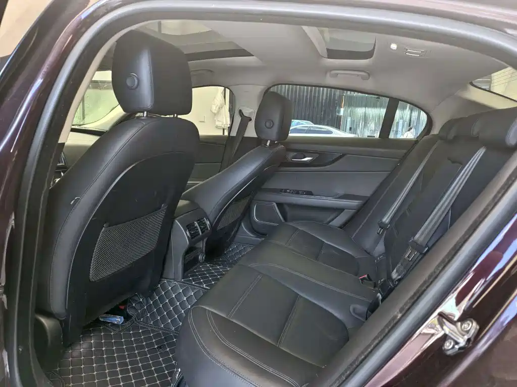 Jaguar XEL — миниатюра 14