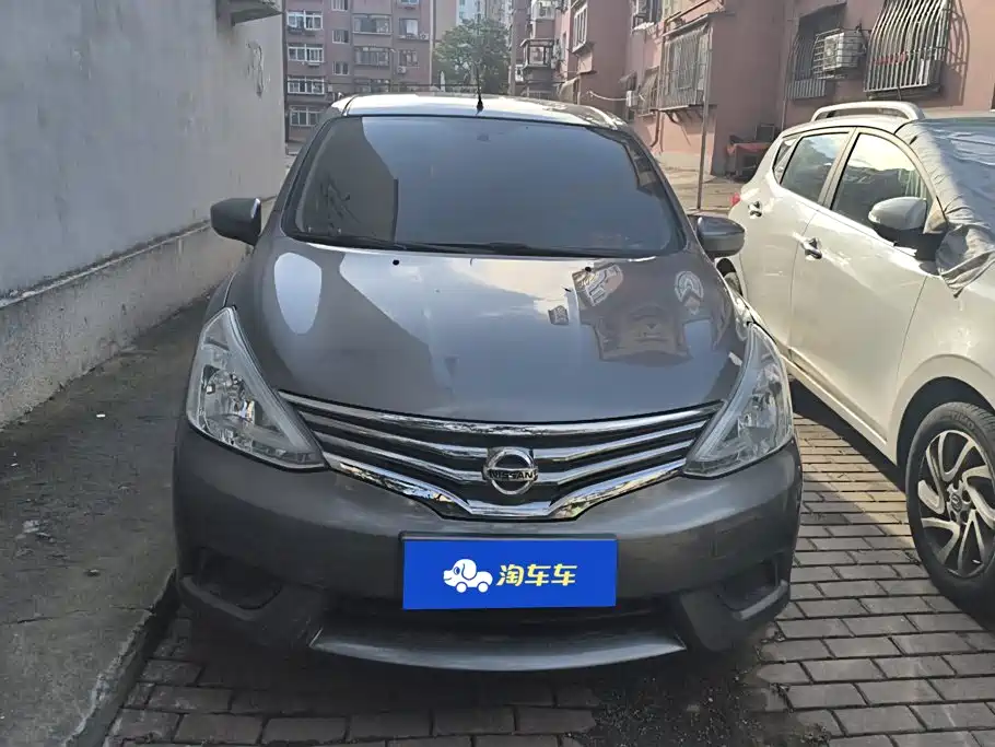 Nissan Livina — миниатюра 2