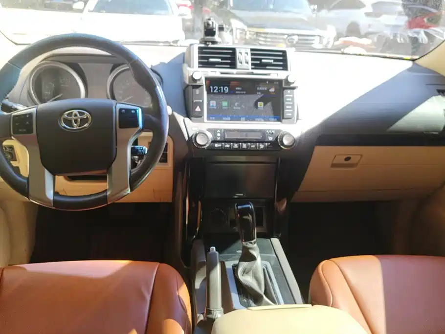 Toyota Prado (Import) — миниатюра 12