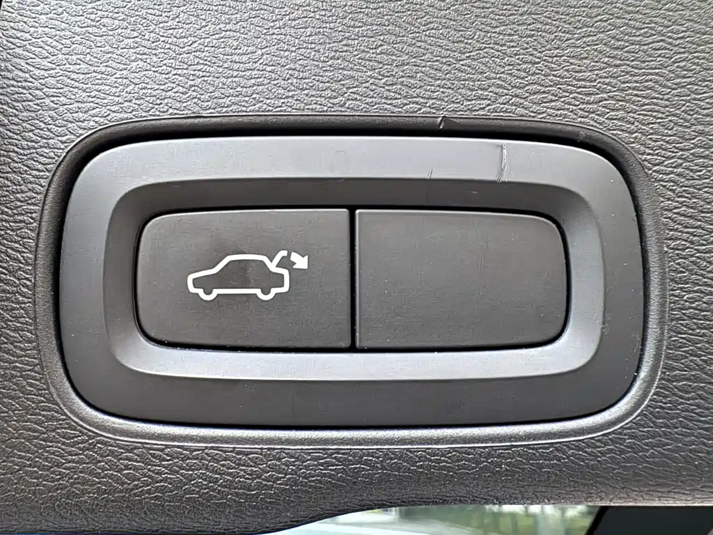 Volvo XC60 — миниатюра 16