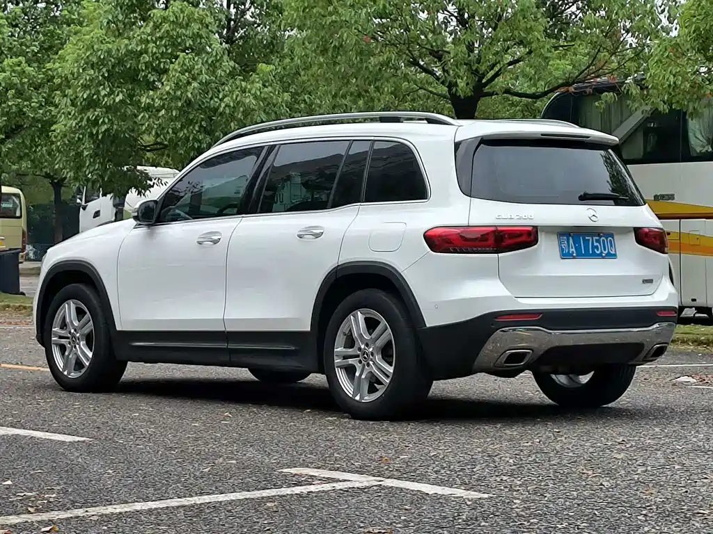 Mercedes-Benz GLB — миниатюра 6