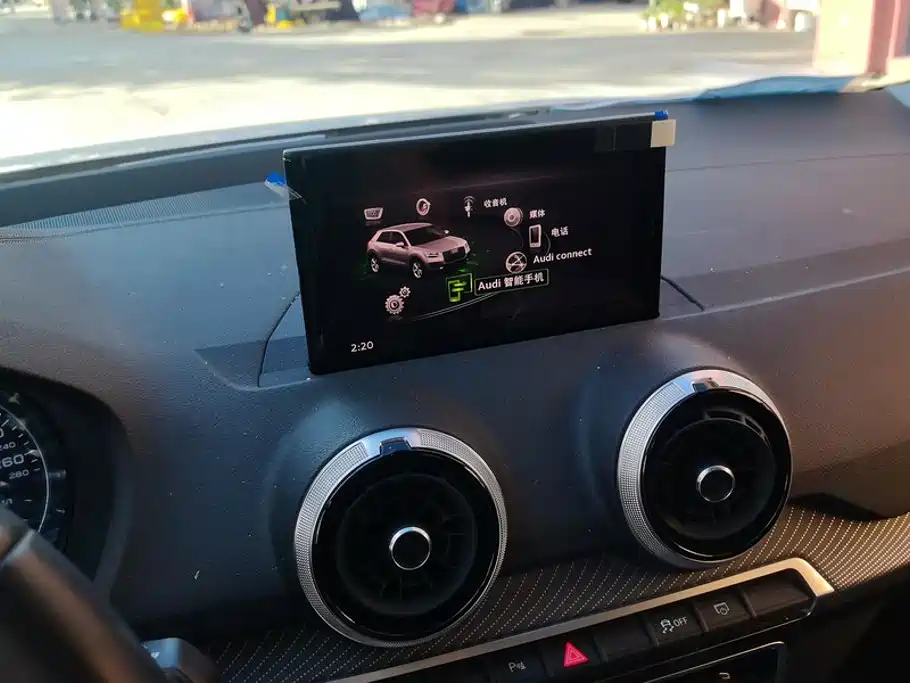 Audi Q2L — миниатюра 13