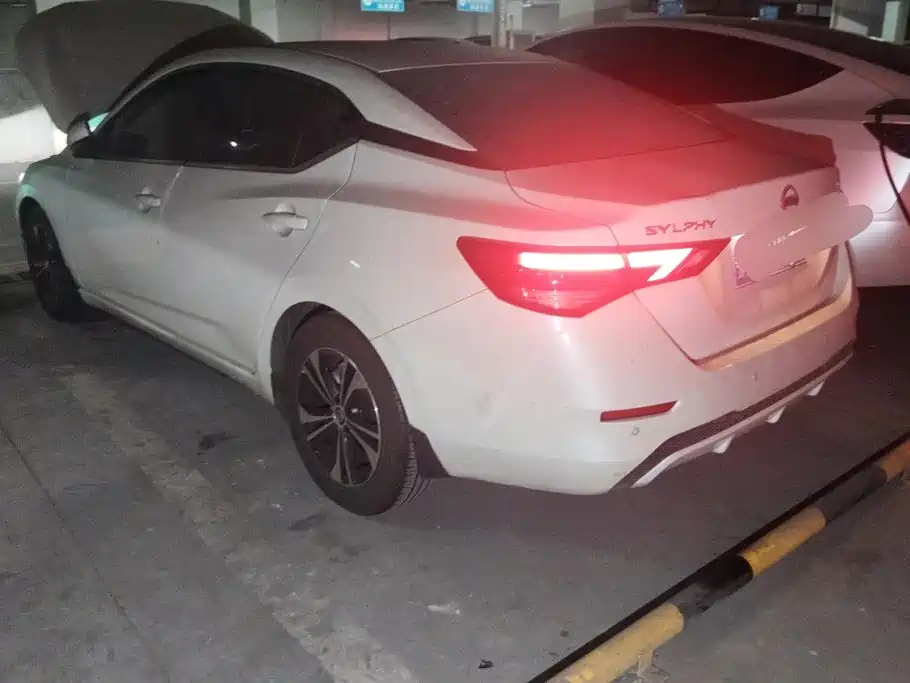 Nissan Sylphy — миниатюра 3
