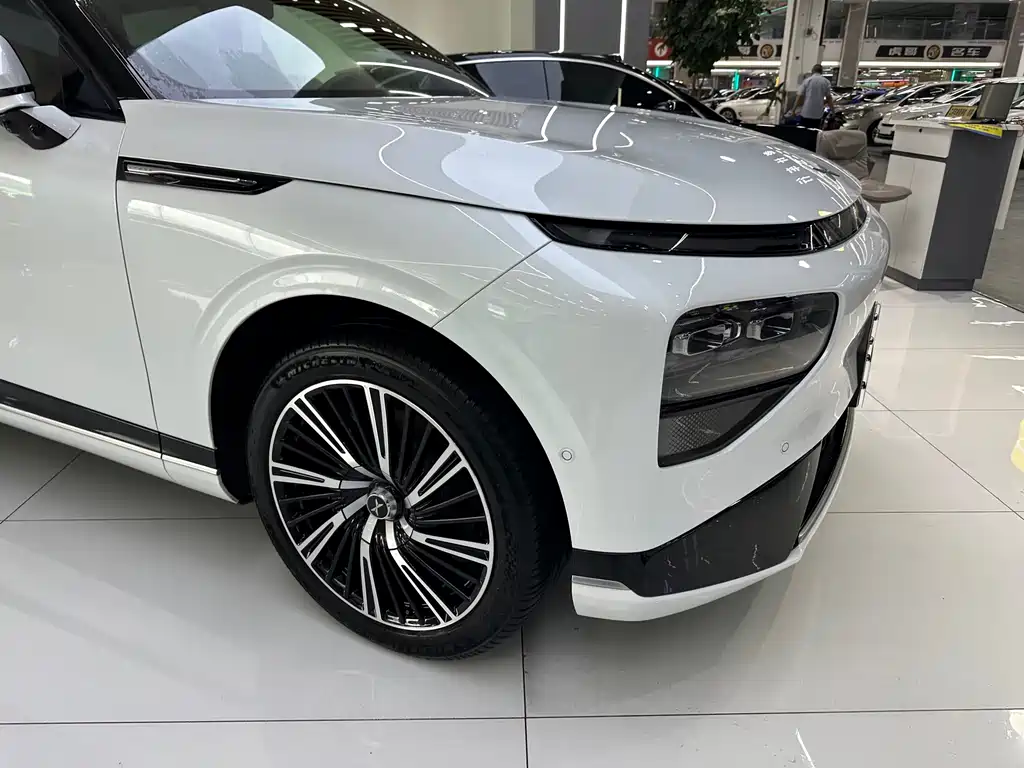 XPeng G9 — миниатюра 18