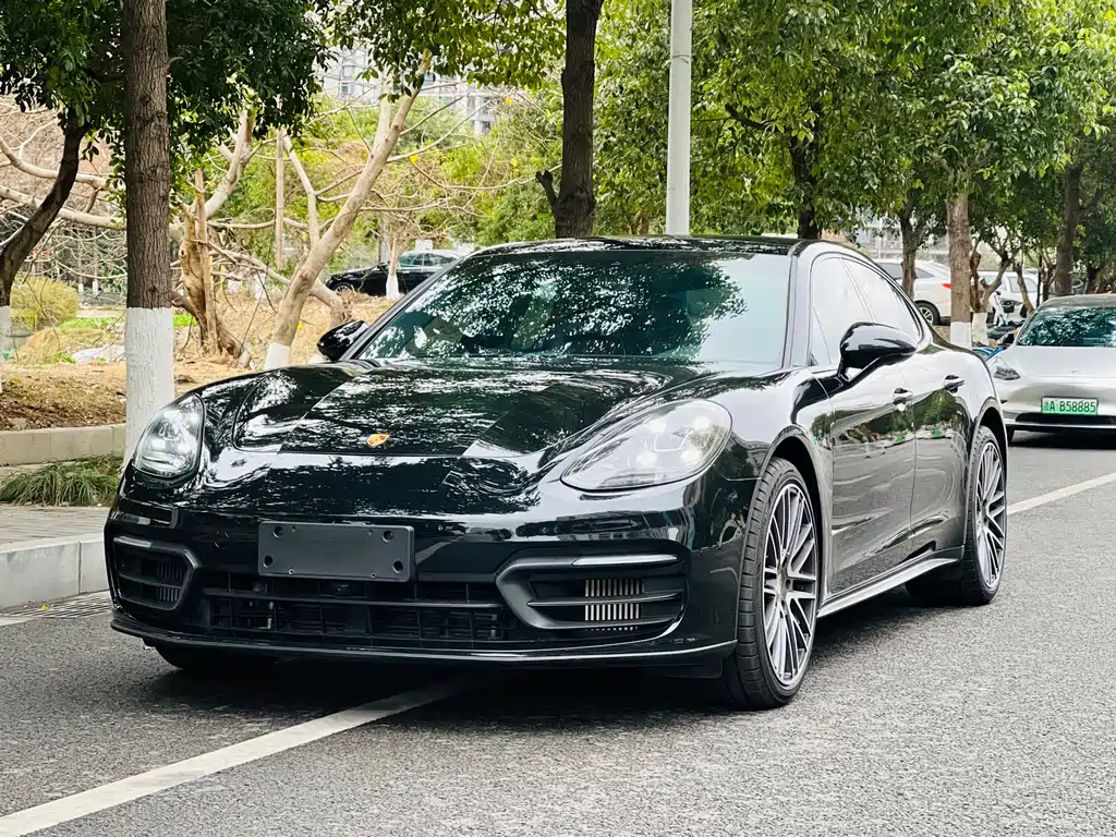Купить Porsche Panamera