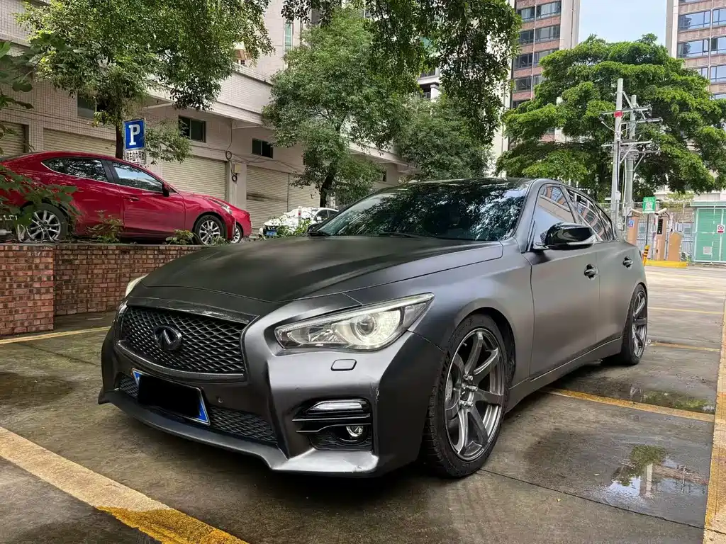 Infiniti Q50