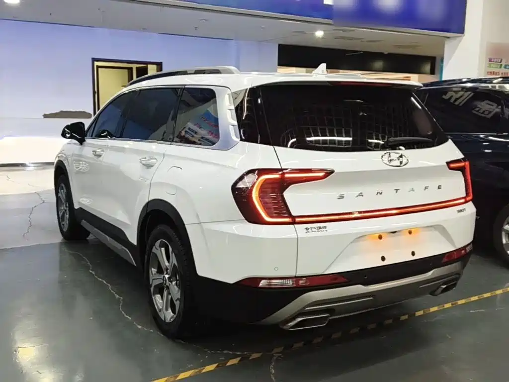Hyundai Santa Fe — миниатюра 5