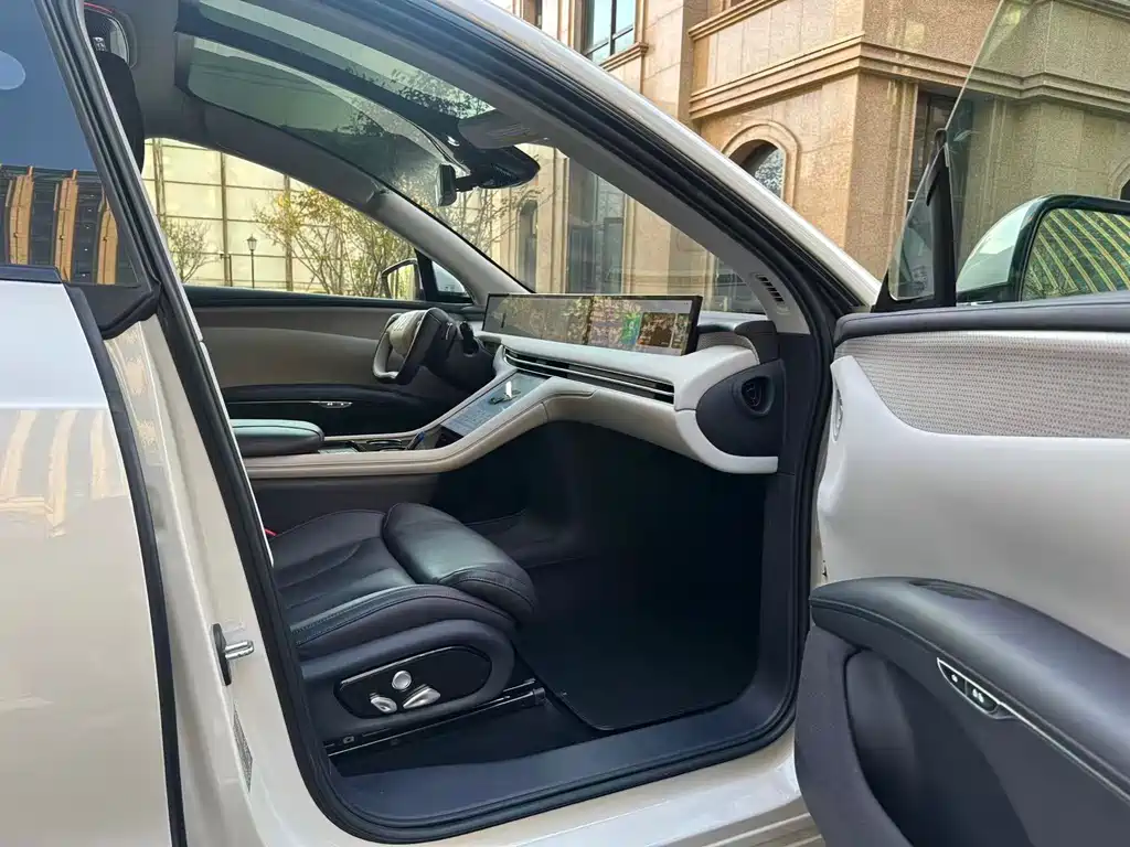 ZHIJI AUTOMOBILE ZHIJI LS7