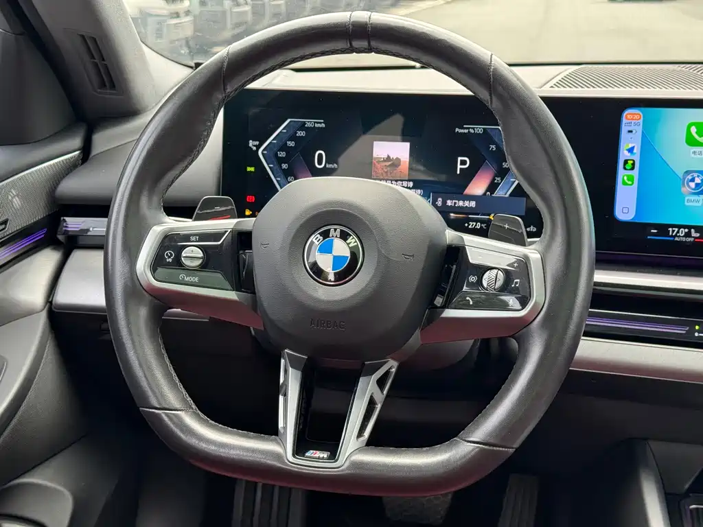 BMW 5 Series — миниатюра 17