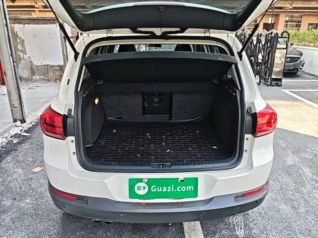 Volkswagen Tiguan — миниатюра 19