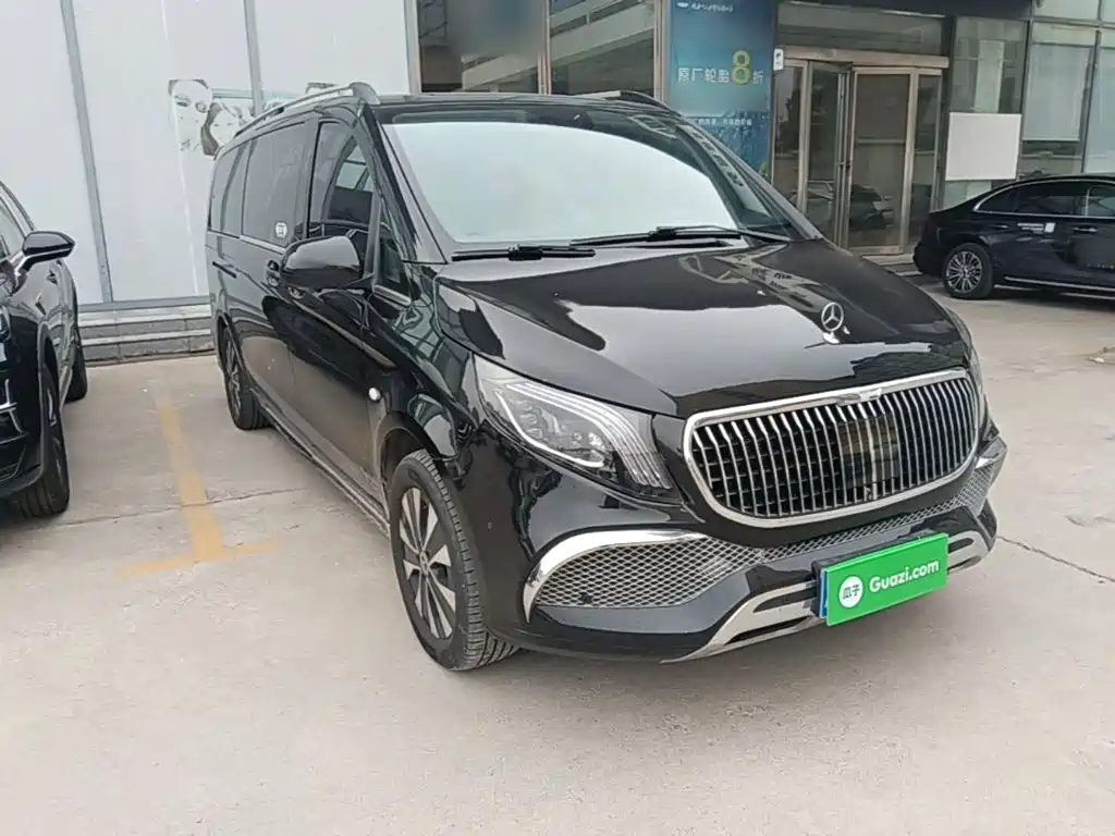 Mercedes-Benz Vito 2021 2.0T Elite 7 мест