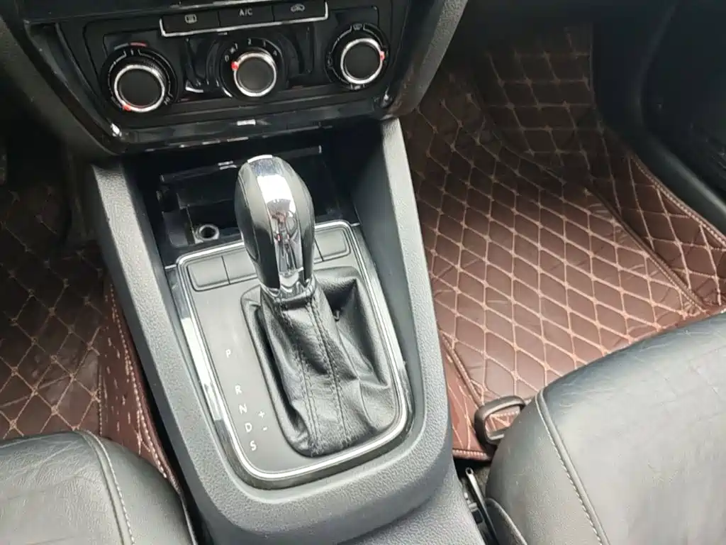 Volkswagen Sagitar — миниатюра 14