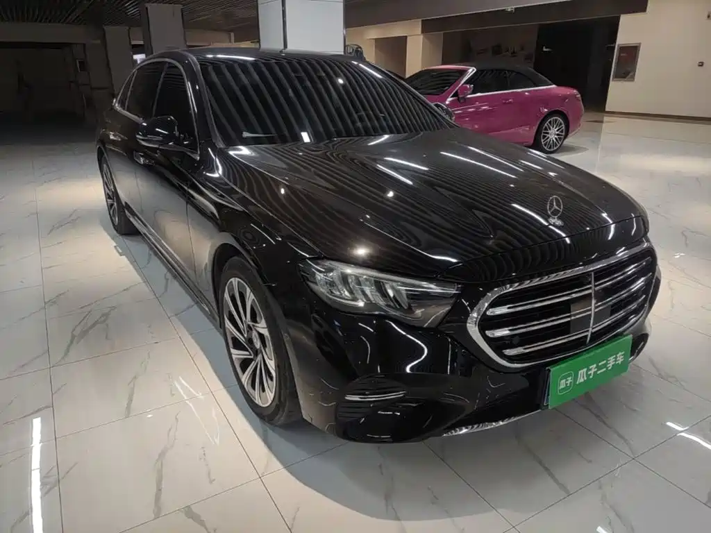 Mercedes-Benz E-Class — миниатюра 4