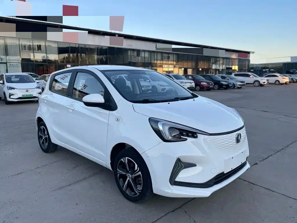 Changan Benben E-Star — миниатюра 3