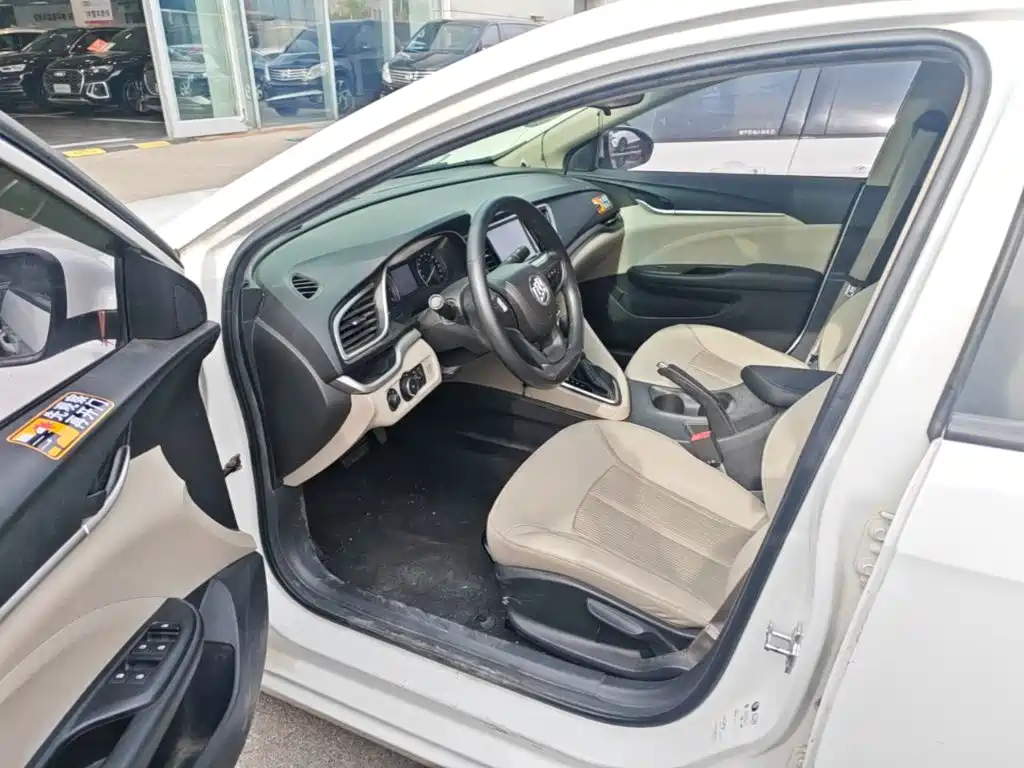 Buick Excelle — миниатюра 16
