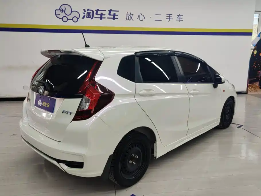 Honda Fit — миниатюра 3