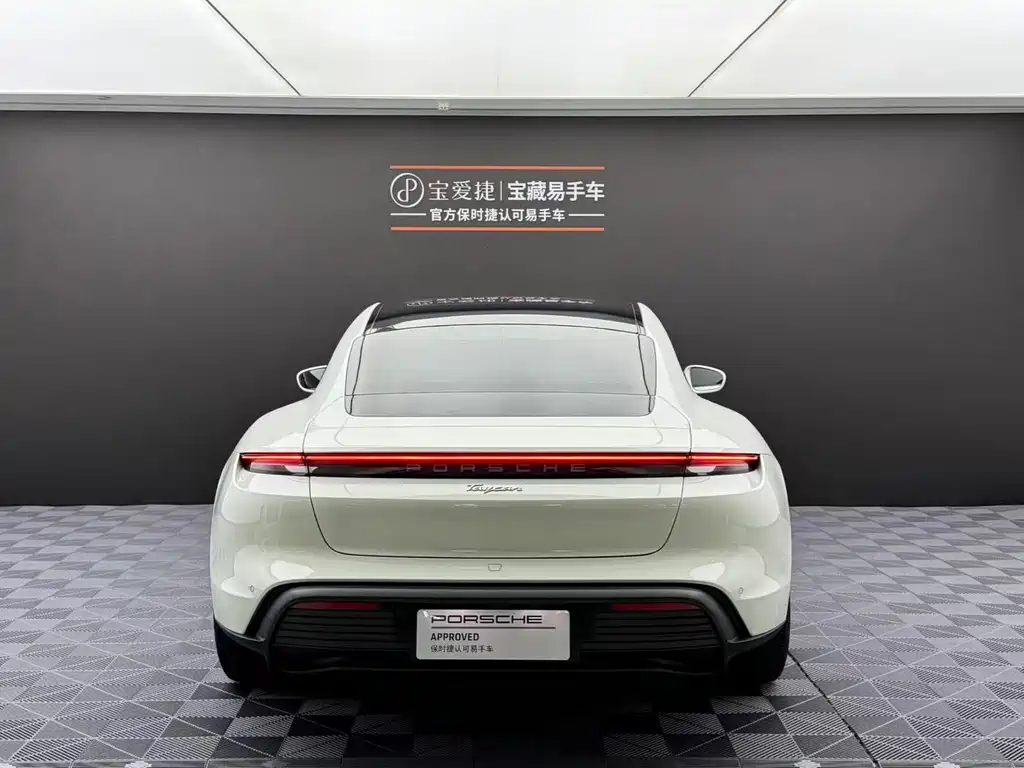 Porsche Taycan 2022 Taycan