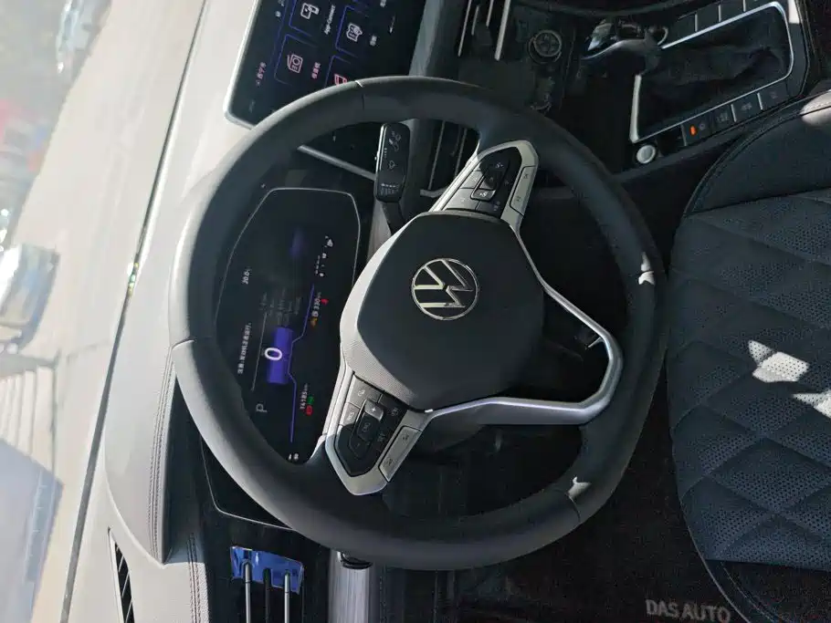 Volkswagen Sagitar — миниатюра 15