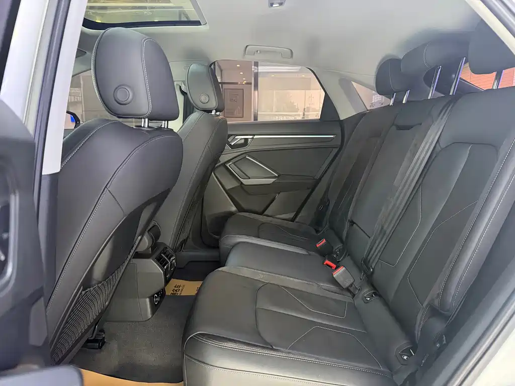Audi Q3 Sportback — миниатюра 10