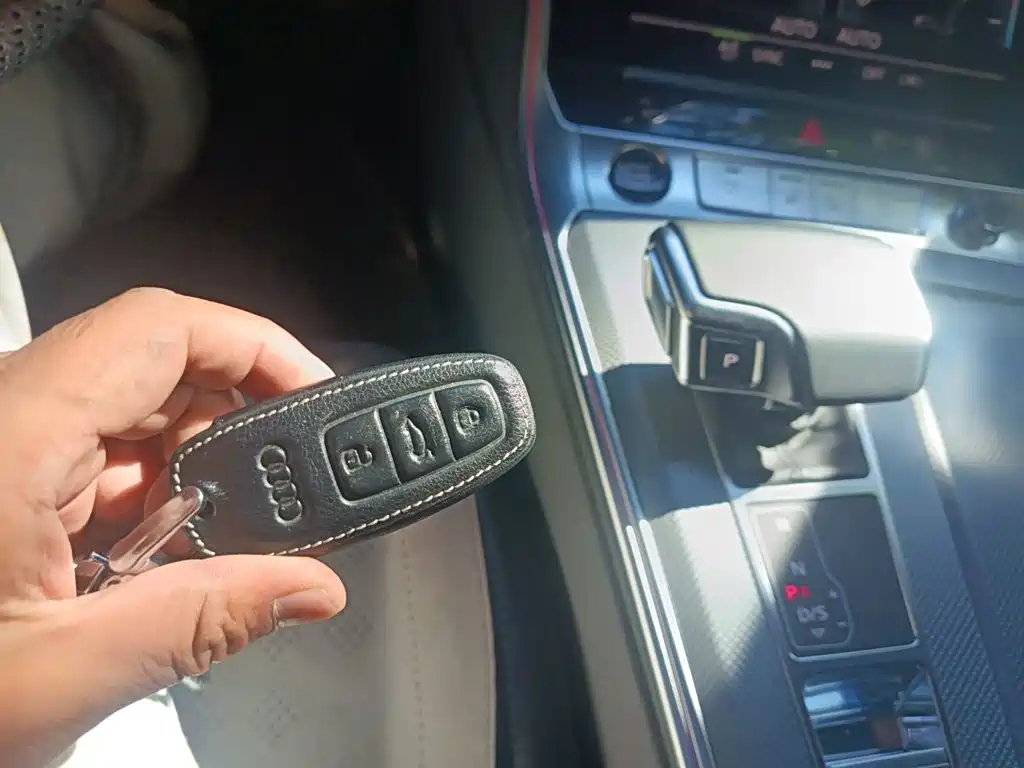 Audi A6L — миниатюра 9