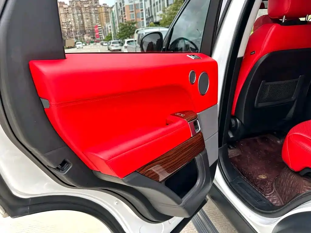 Land Rover Sport — миниатюра 3